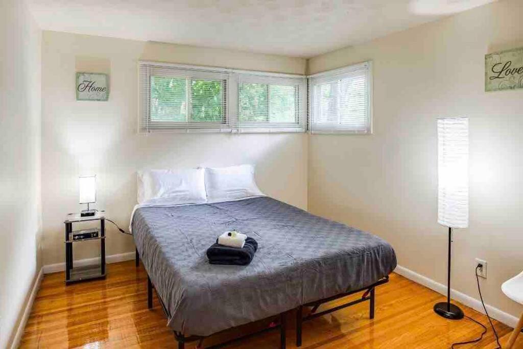 {Hot Tub In Ranch} Mins To Airport/Uofr/Strng/Dwtn Villa Rochester Kültér fotó